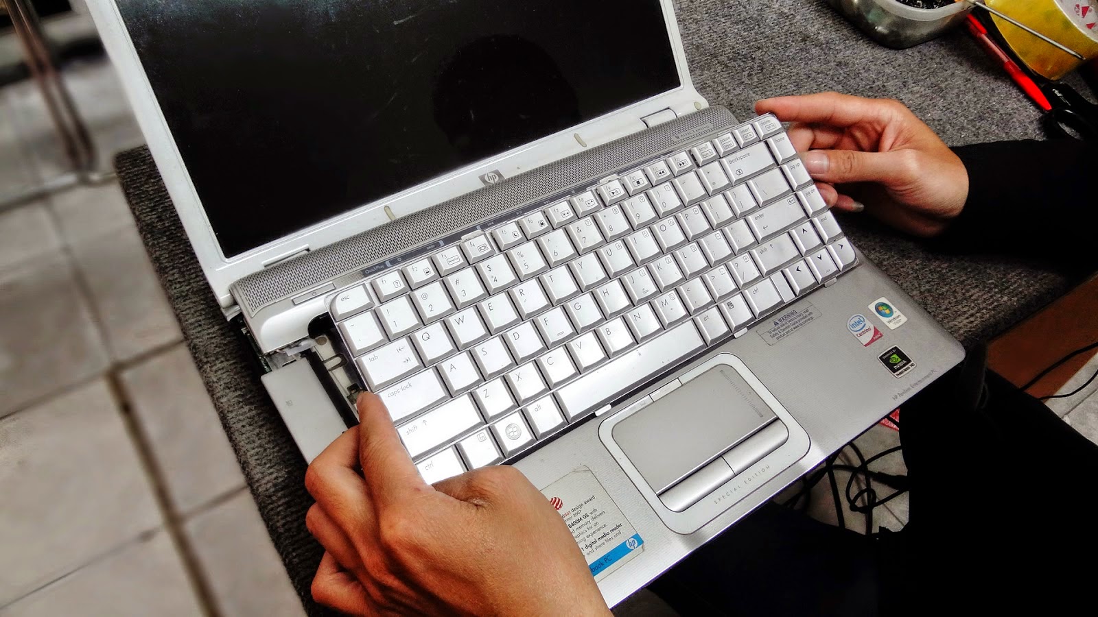 Khi laptop bị hư bàn phím thì xử lý như làm sao?